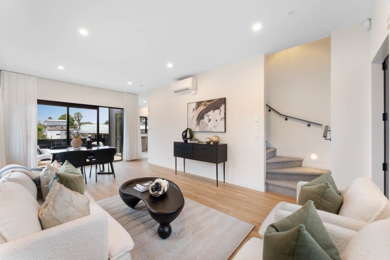 1/29 Brandon Road, Glen Eden, Auckland - Carousel 2