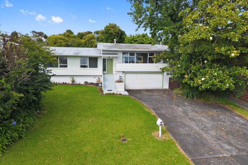 8 Eban Avenue, Hillcrest, Auckland - Carousel 1