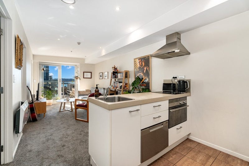 701/74 Taranaki Street, Te Aro, Wellington - Carousel 1