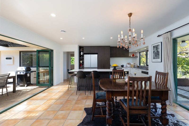 2/96 Nile Street, Nelson, Nelson - Carousel 2