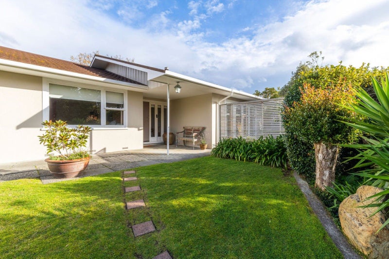 63 Parkes Avenue, Saint Johns Hill, Whanganui - Carousel 1