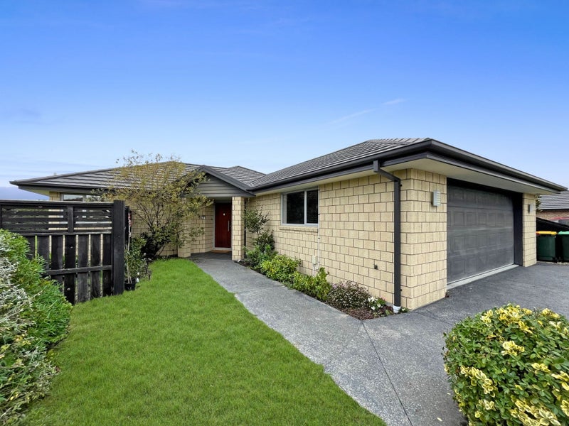 95 Fairfield Way, Rolleston, Rolleston - Carousel 1