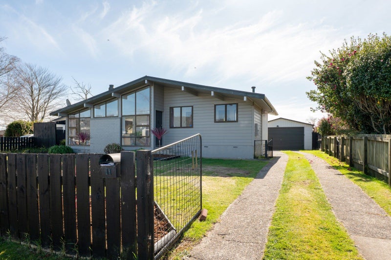 11 Browning Crescent, Owhata, Rotorua - Carousel 2