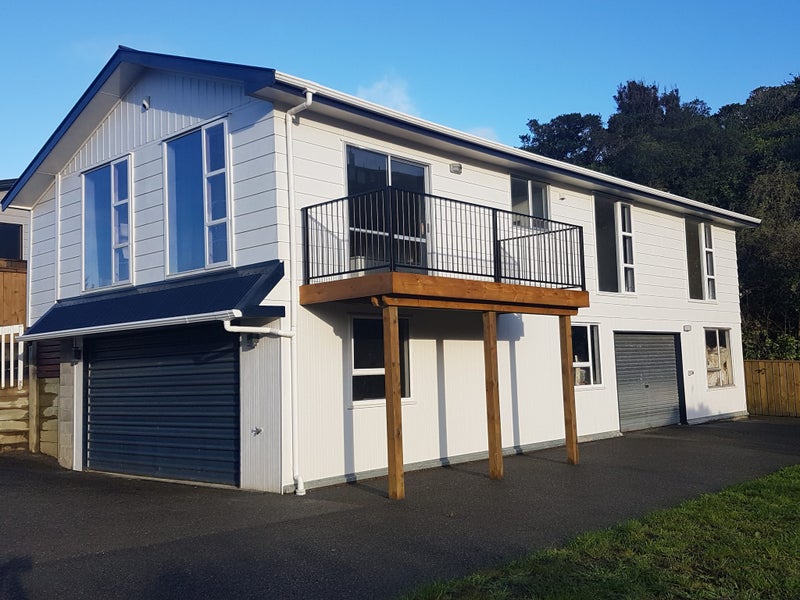 2/28 Camellia Terrace, Maungaraki, Lower Hutt - Carousel 2