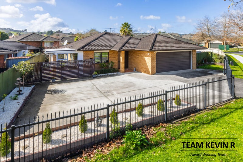 Property Valuation for 12 Carisbrook Crescent, Papakura, Papakura