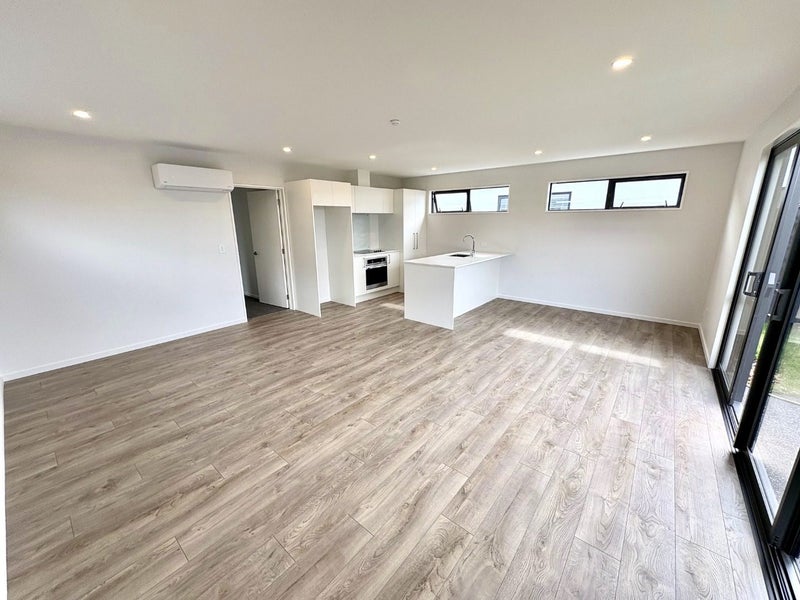 7 Comer Street, Halswell, Christchurch - Carousel 2