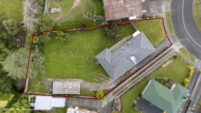 18 McClure Street, Feilding, Feilding - Carousel 18