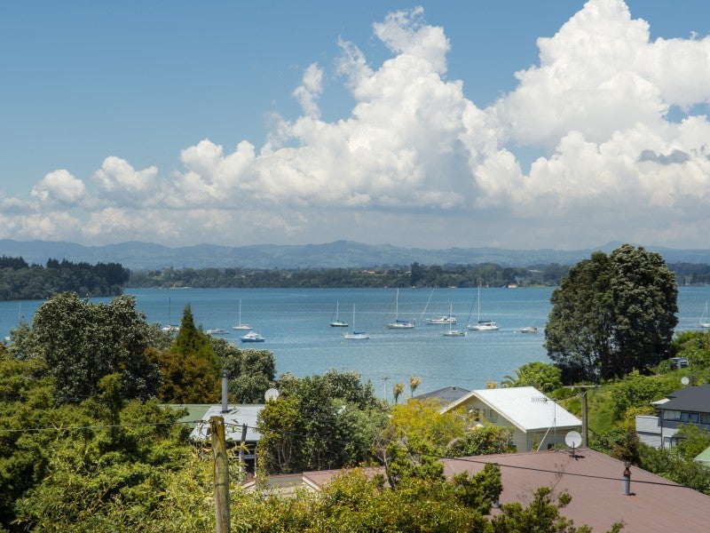 Property Valuation for 114 Harbour View Road, Omokoroa Trade Me