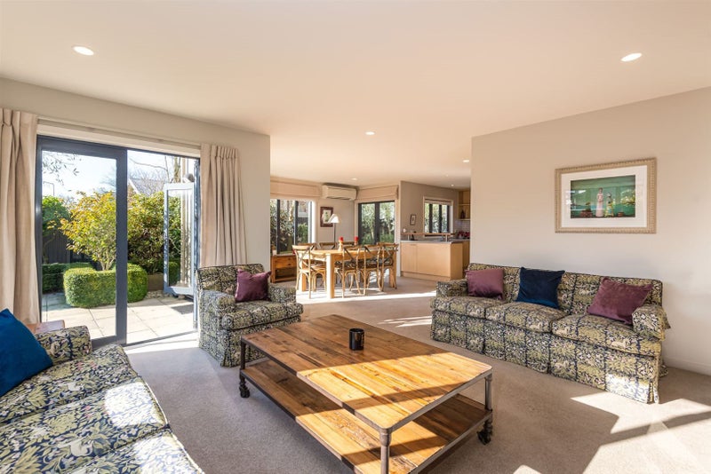 24 Courtenay Street, St Albans, Christchurch - Carousel 1