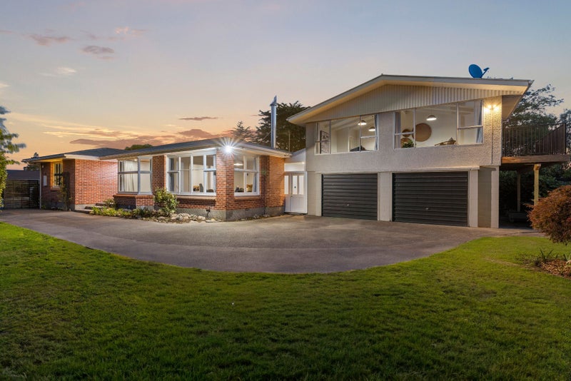 30 Hadlow Place, Burnside, Christchurch - Carousel 1