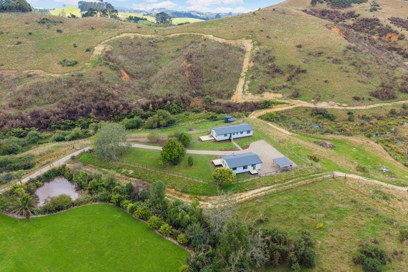 106D Totara Road, Ararimu, Drury - Carousel 1