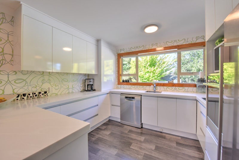 6 Aranui Place, Gore, Gore - Carousel 2