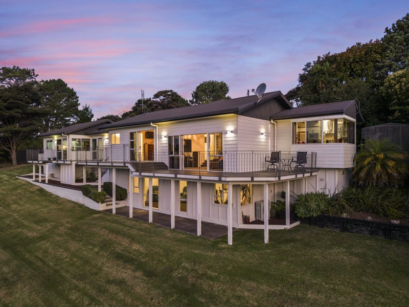 23 Crows Road, Swanson, Waitakere City, Auckland - Carousel 1