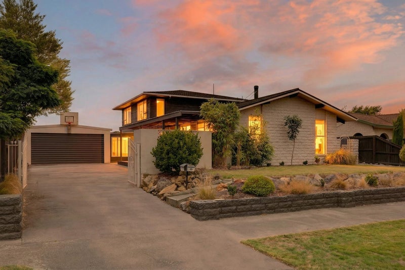 26 Yellowstone Crescent, Burwood, Christchurch - Carousel 1