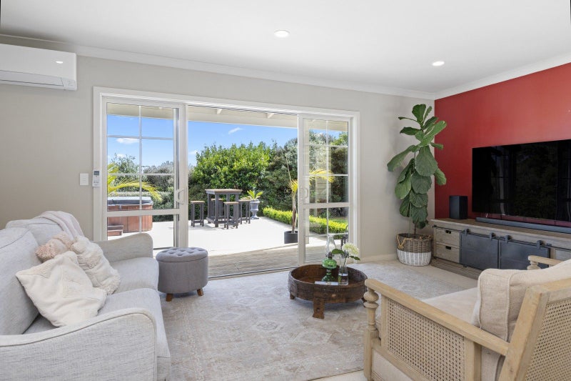 948 Awhitu Road, Pollok, Pollok - Carousel 1