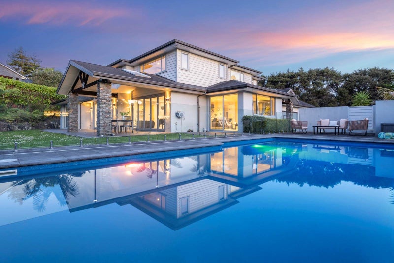 30 Wicklam Lane, Greenhithe, Auckland - Carousel 1