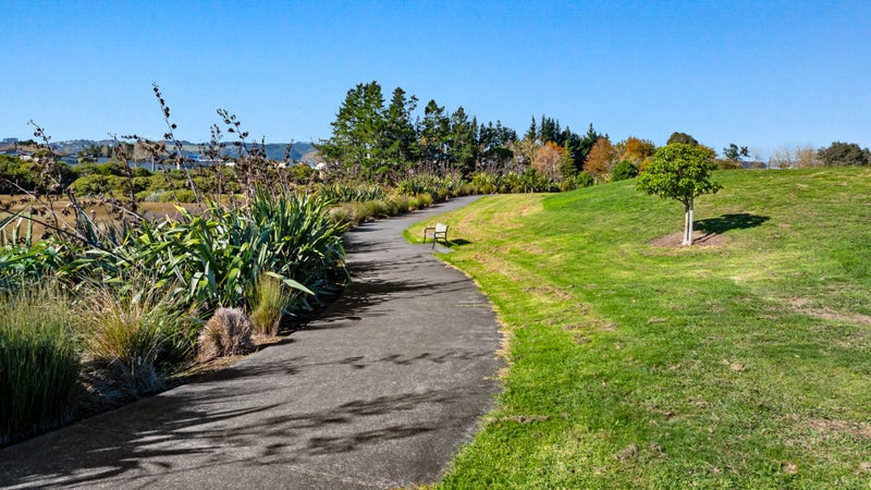 26 Ahunga Road, Karaka, Papakura - Carousel 26