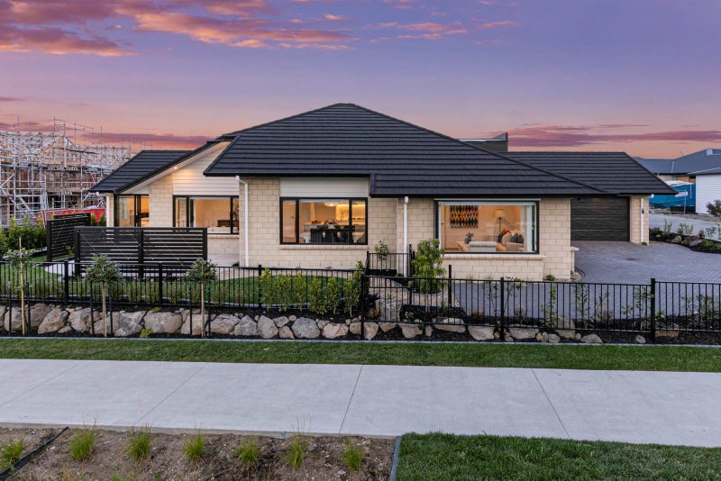 1 Louisa Lane, Wainui, Wainui - Carousel 1