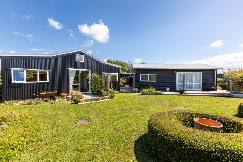 113 and 115 Grey Street, Woodville, Tararua, Manawatu / Whanganui - Carousel 1