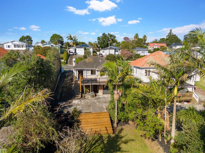 27 Euston Road, Sandringham, Auckland - Carousel 1
