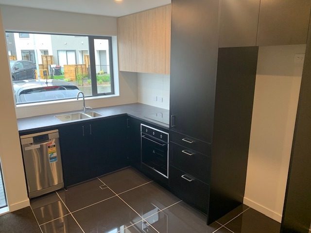 5/170 Fraser Avenue, Johnsonville, Wellington - Carousel 2