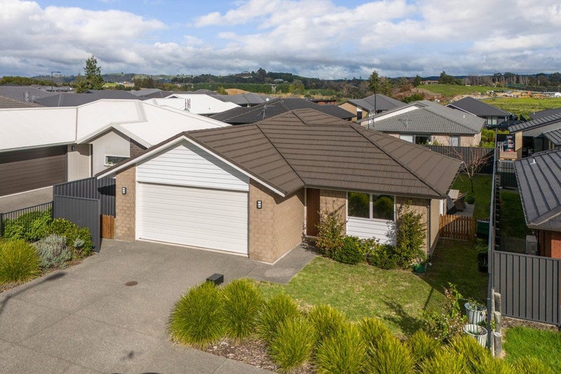 87 Sentinel Avenue, Omokoroa, Omokoroa - Carousel 1