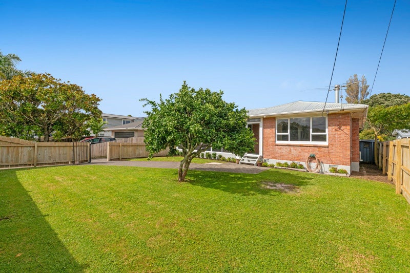 1/179 Centreway Road, Orewa, Orewa - Carousel 2