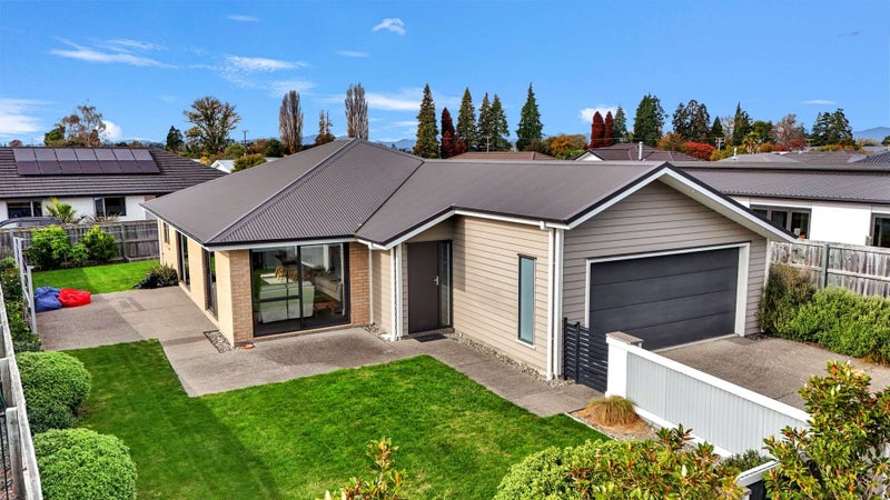 7 Kerei Street, Motueka - Carousel 1