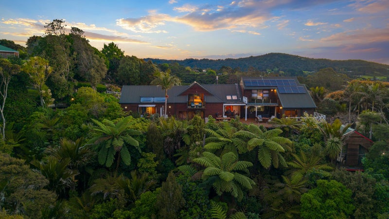 33 Puketaha Road, Swanson, Auckland - Carousel 2