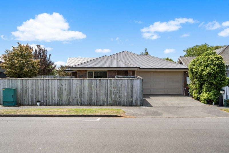 16 Lindores Street, Addington, Christchurch - Carousel 1