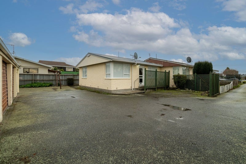 5/113 Middlepark Road, Sockburn, Christchurch - Carousel 1