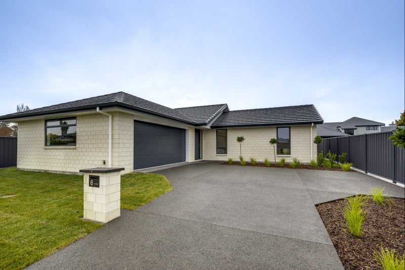 6 Matau Crescent, Frimley, Hastings - Carousel 1