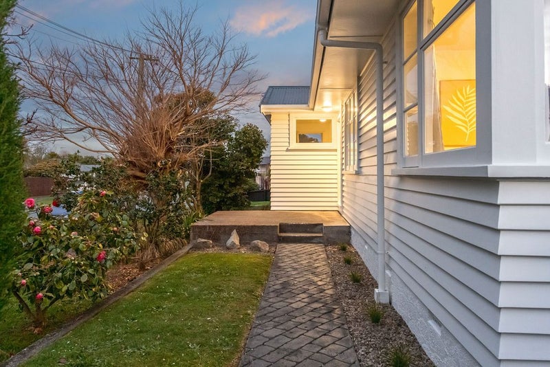 4 Lucienne Place, Hillsborough, Christchurch - Carousel 19