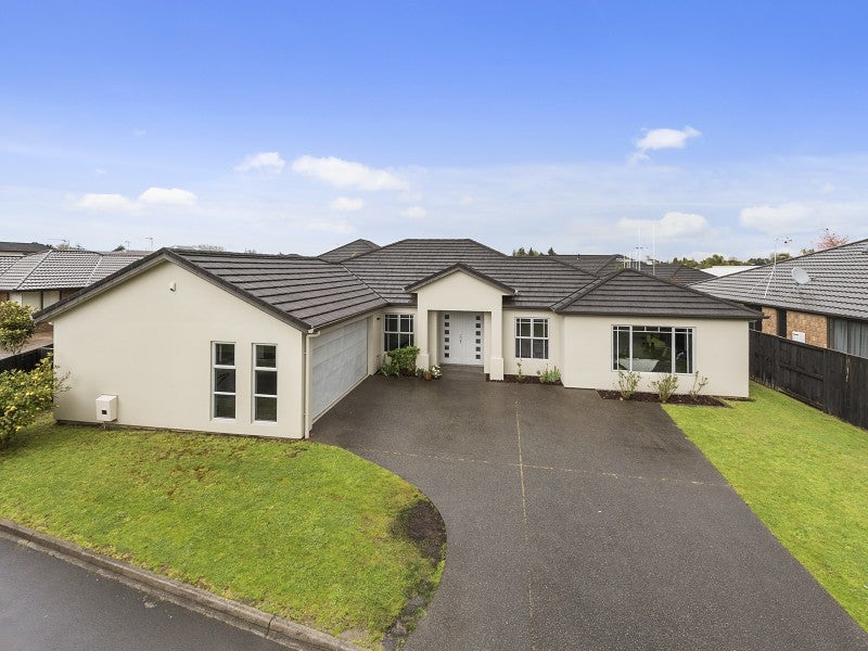 20 Connor Court, Huntington, Hamilton - Carousel 1