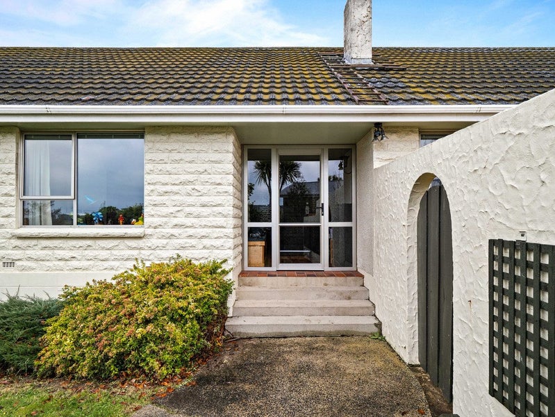 15 Estuary Crescent, Fairfield, Dunedin - Carousel 2