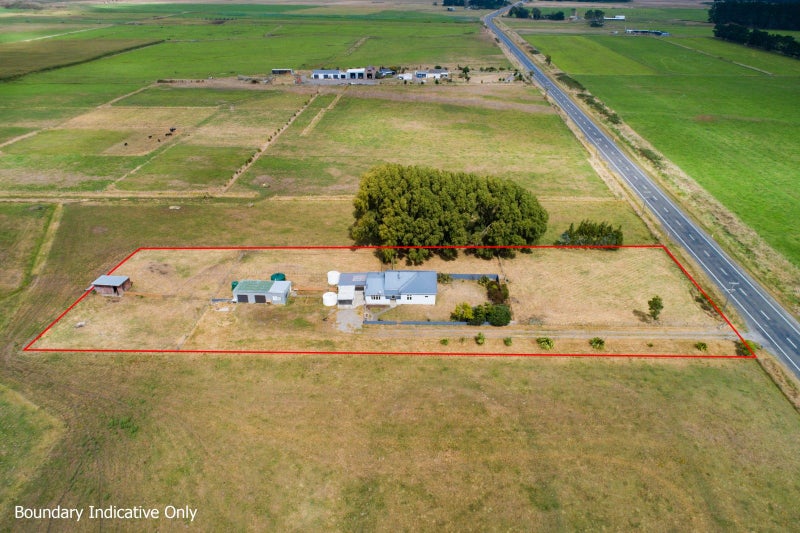 1648 State Highway 1, Glen Oroua, Palmerston North  - Carousel 1