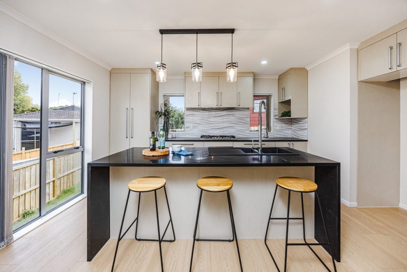 68D Henwood Road, Māngere East, Auckland - Carousel 2