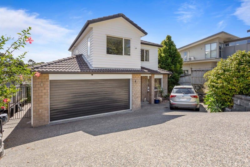 218 Greenhithe Road, Greenhithe, Auckland - Carousel 1