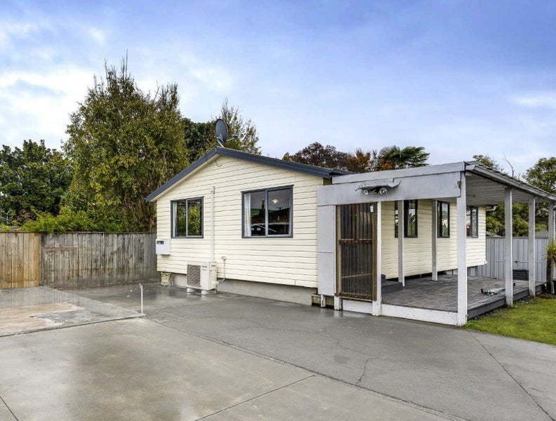 400 Burnett Street, Mahora, Hastings, Hawke's Bay - Carousel 1
