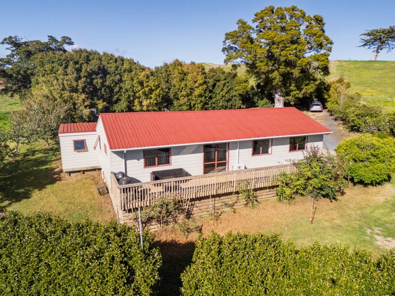 0 State Highway 1, Moerewa, Moerewa - Carousel 1