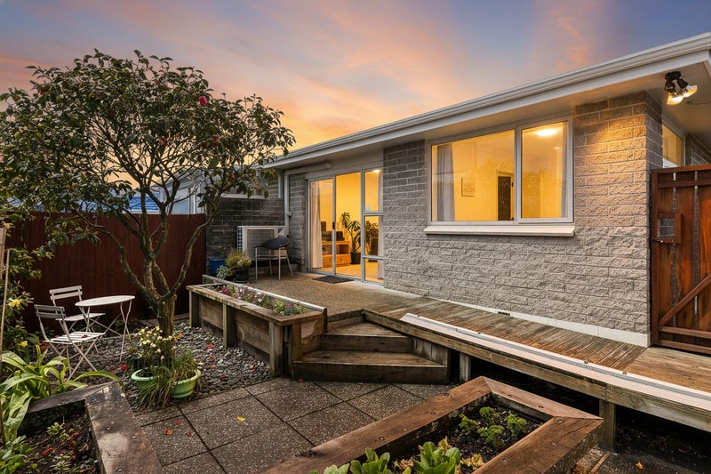 25B Prince Albert Road, Saint Kilda, Dunedin - Carousel 1