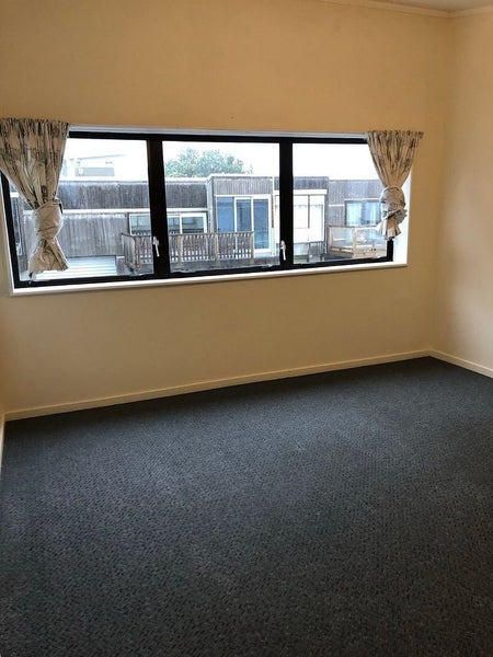 8/408 The Esplanade, Island Bay, Wellington - Carousel 30