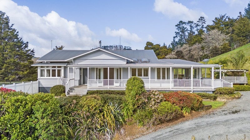 128 Tunnel Road, Puhoi - Carousel 1