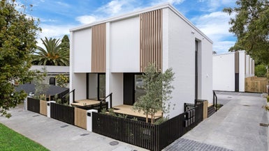 9 Oregon Avenue, Avondale, Auckland - Carousel 1