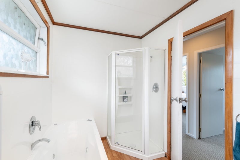 44 Longfellow Street, Trentham, Upper Hutt - Carousel 16