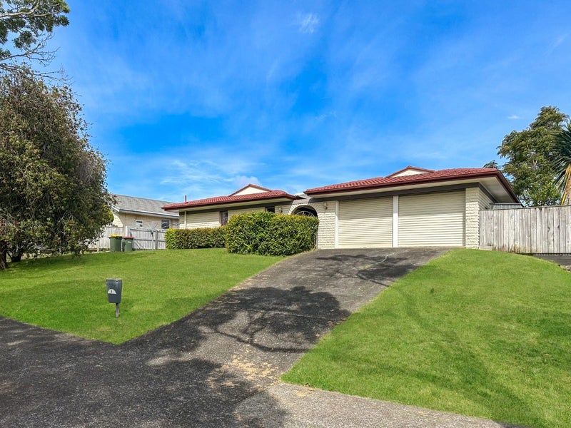 6 Davita Place, Farm Cove, Auckland - Carousel 1