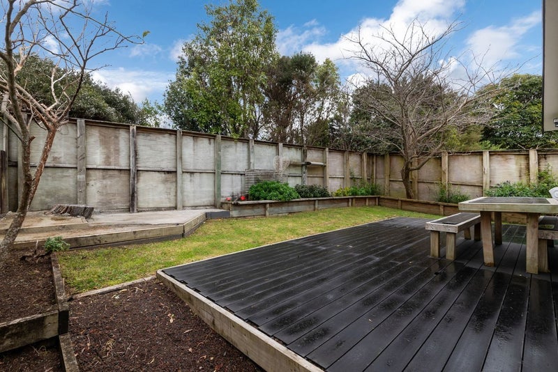 2/21 Tahu Crescent, Sunnynook, Auckland - Carousel 17