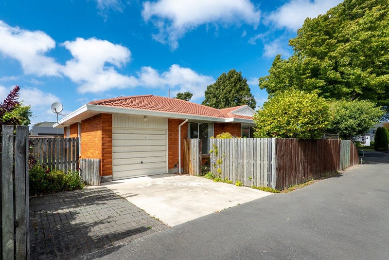 1/10 Norfolk Street, St Albans, Christchurch - Carousel 17