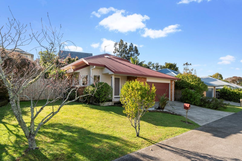1/67 Donald Street, Stanmore Bay, Whangaparaoa - Carousel 1