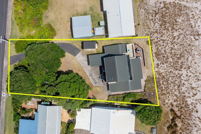 20 Taylor Road, Papamoa Beach, Papamoa - Carousel 2